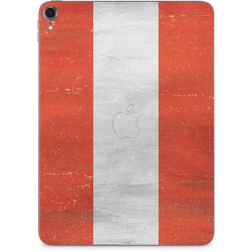 Peru Flag Distressed Apple iPad Pro Skin